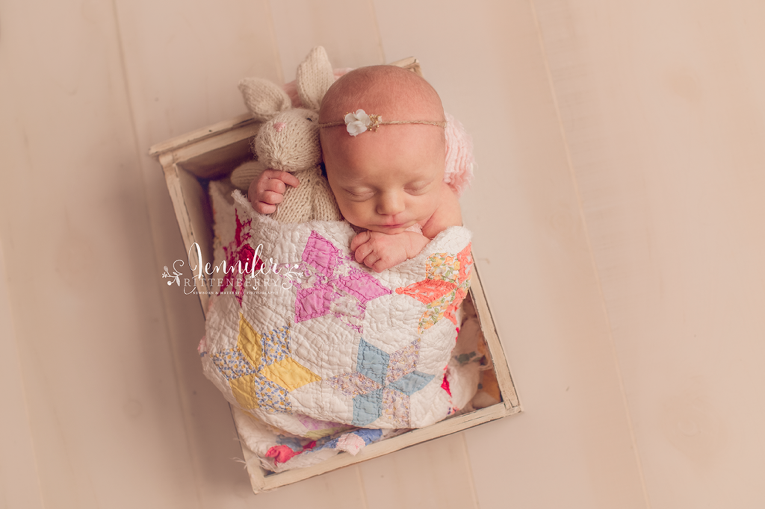 Kentucky Premier Newborn Photographer, baby, infant, posed, studio