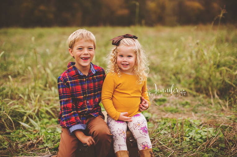 Fall Family Sessions in KY with Jennifer Rittenberry Photography | www.jlritt.com