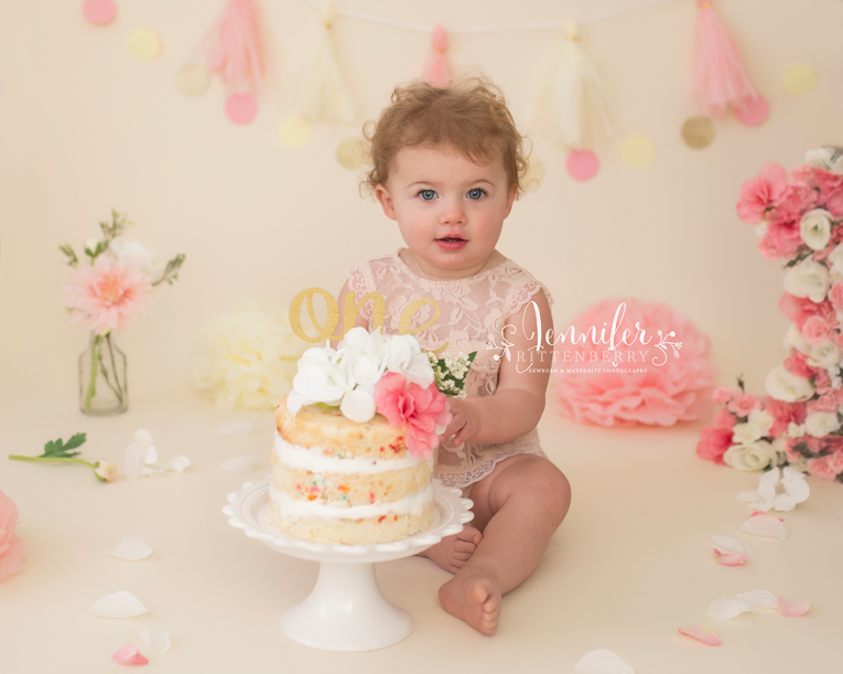 cake smash, naked cake, mount washington KY, first birthday, milestone photography, one year