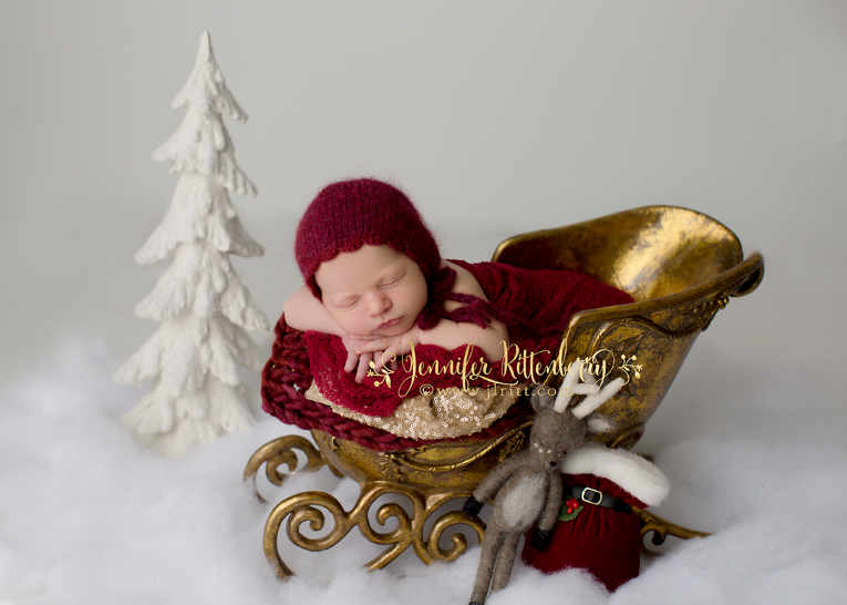 Holiday Newborn Setups by Jennifer Rittenberry Photography | www.jlritt.com