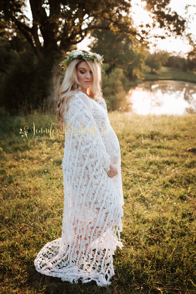 outdoor maternity session, sunset maternity, outdoor maternity, summer maternity session, couples maternity session, lace dress, vintage maternity dress, lace maternity dress, photo ideas, maternity posing ideas, sunset, kentucky, farm, pond, pregnancy photos, pregnant, maternity