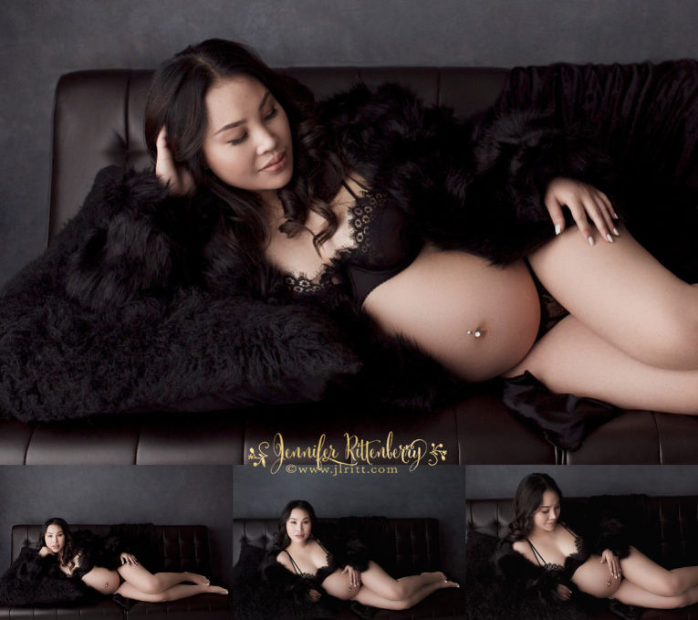 maternity photography, black lingerie, boudoir, couch poses