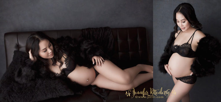 maternity photography, black lingerie, boudoir, couch poses