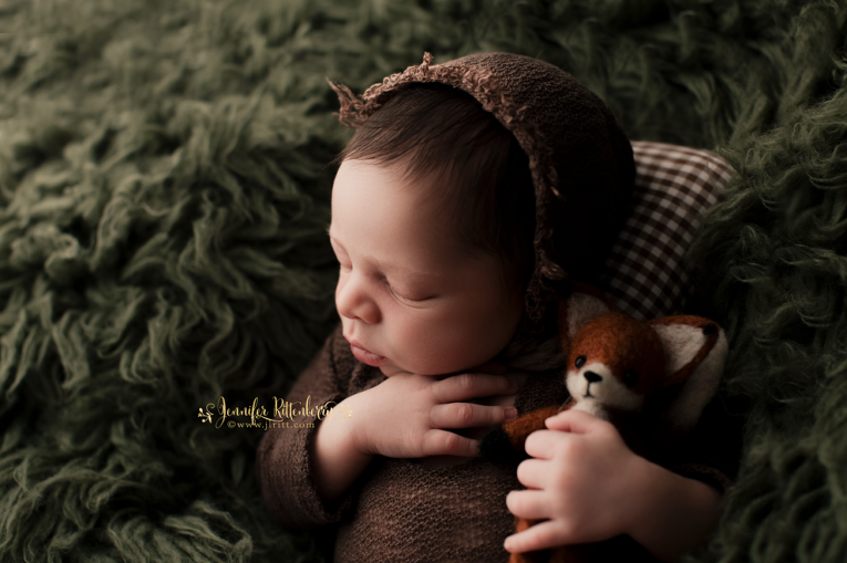 Eastwood KY Newborn Photographer | jlritt.com