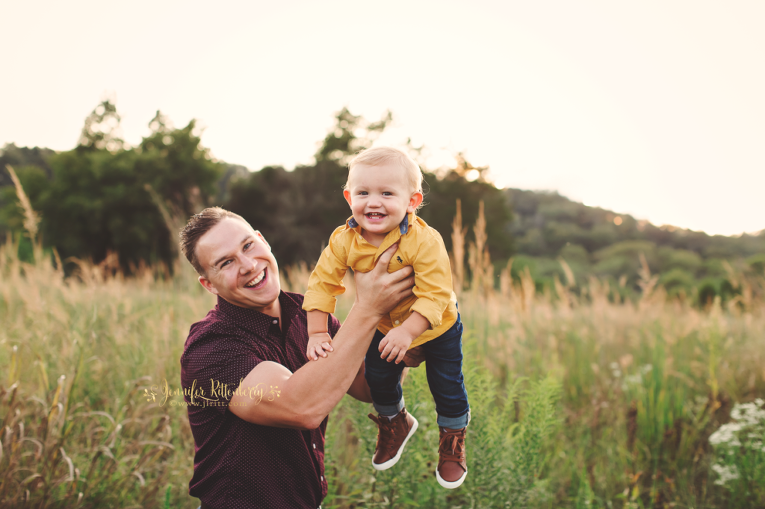 family poses, outdoor family pictures, what to wear family photos, fall family pics, mustard and burgundy, sunset family session