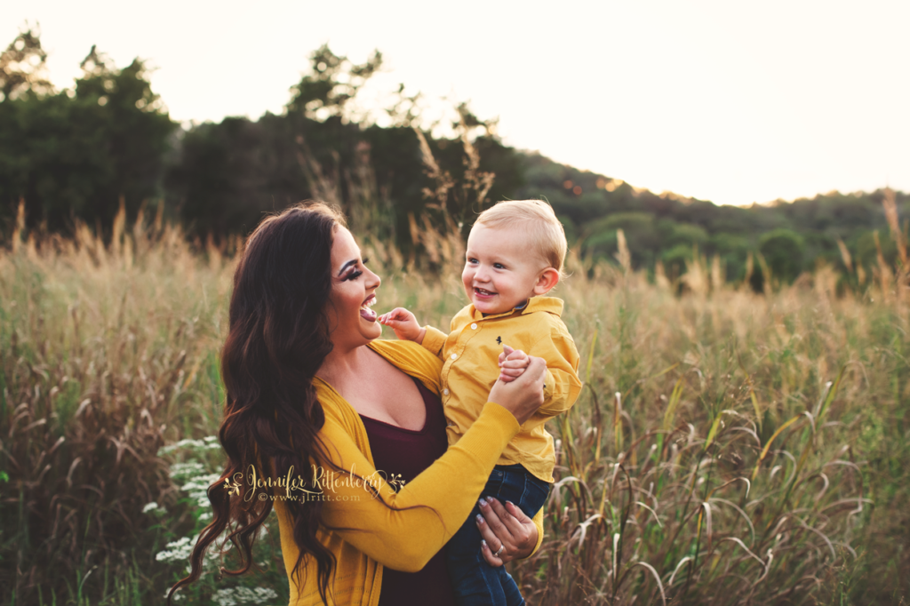 family poses, outdoor family pictures, what to wear family photos, fall family pics, mustard and burgundy, sunset family session