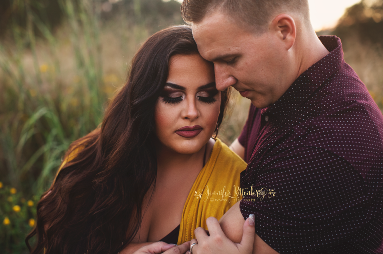 family poses, outdoor family pictures, what to wear family photos, fall family pics, mustard and burgundy, sunset family session